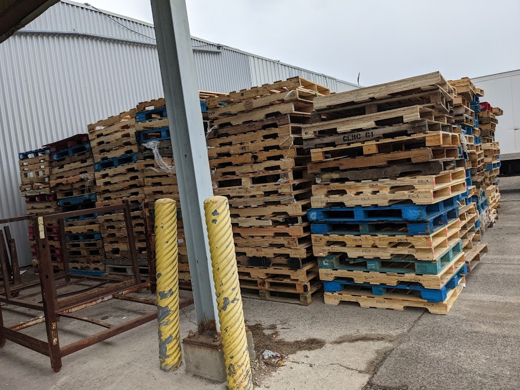 HD Pallets & Recycling | 35 Glamis Rd, Cambridge, ON N1R 6W3, Canada | Phone: (519) 620-2888