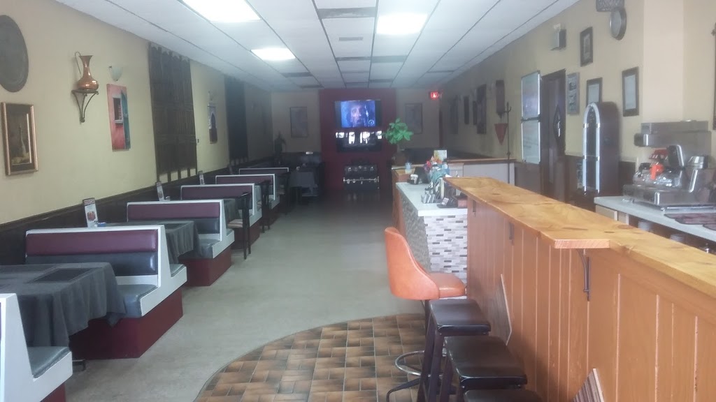 Old Town Grill | 9845 Tecumseh Rd E, Windsor, ON N8R 1A5, Canada | Phone: (519) 735-7888