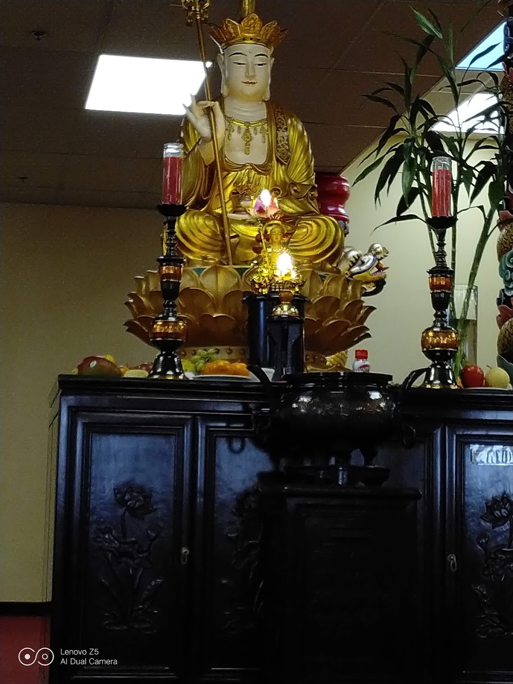 Hoa Nghiem Temple | 1278 Gerrard St E, Toronto, ON M4L 1Y7, Canada | Phone: (416) 406-1869