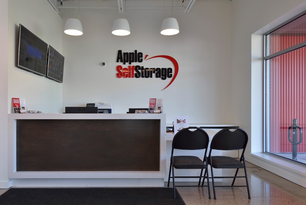 Apple Self Storage | 700 Third Line, Oakville, ON L6L 4B1, Canada | Phone: (905) 827-2330