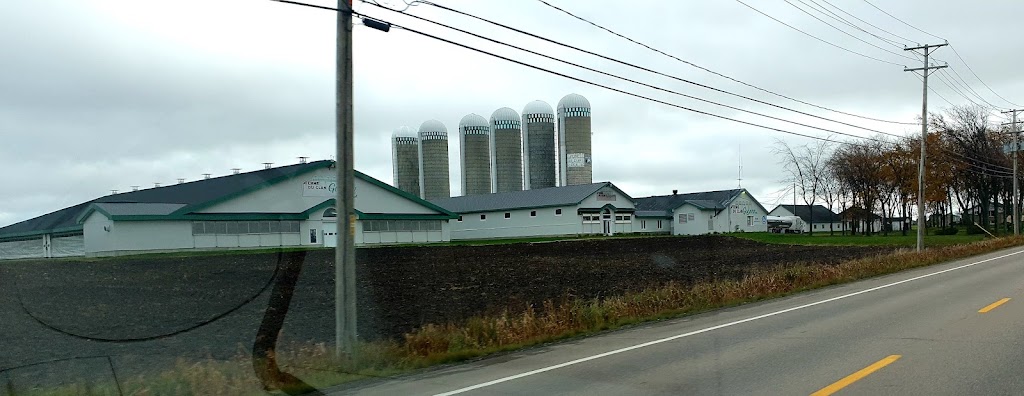 Ferme Du Clan Gagnon | 2060 169 Rte, Métabetchouan-Lac-à-la-Croix, QC G8G 1B7, Canada | Phone: (418) 349-2317