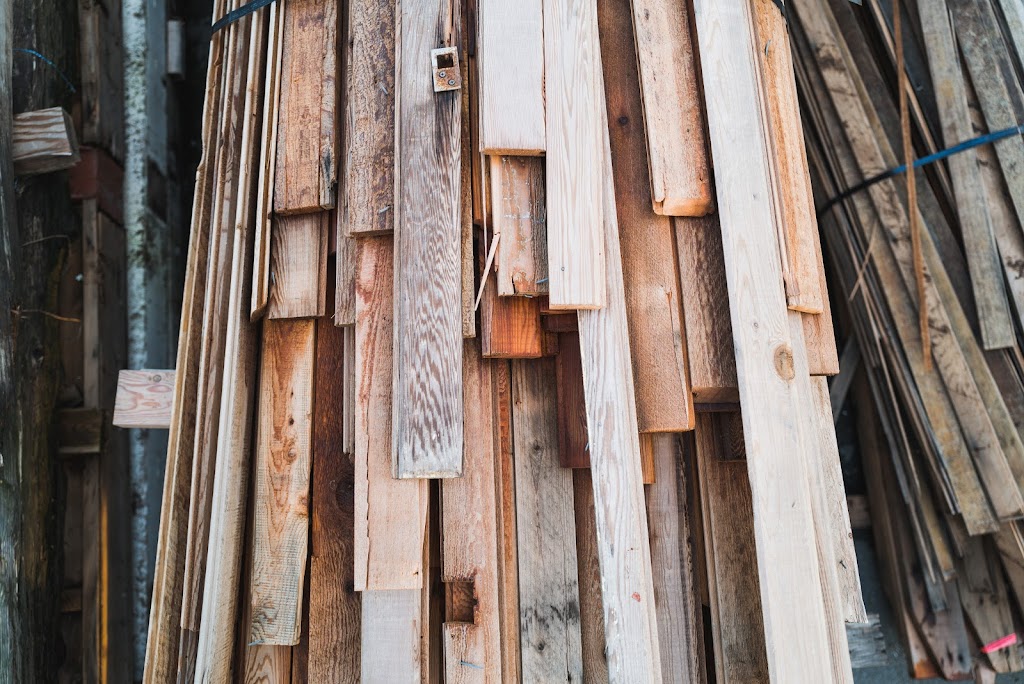 Heritage Lumber | 8729 Aisne St, Vancouver, BC V6P 3P1, Canada | Phone: (604) 621-9663