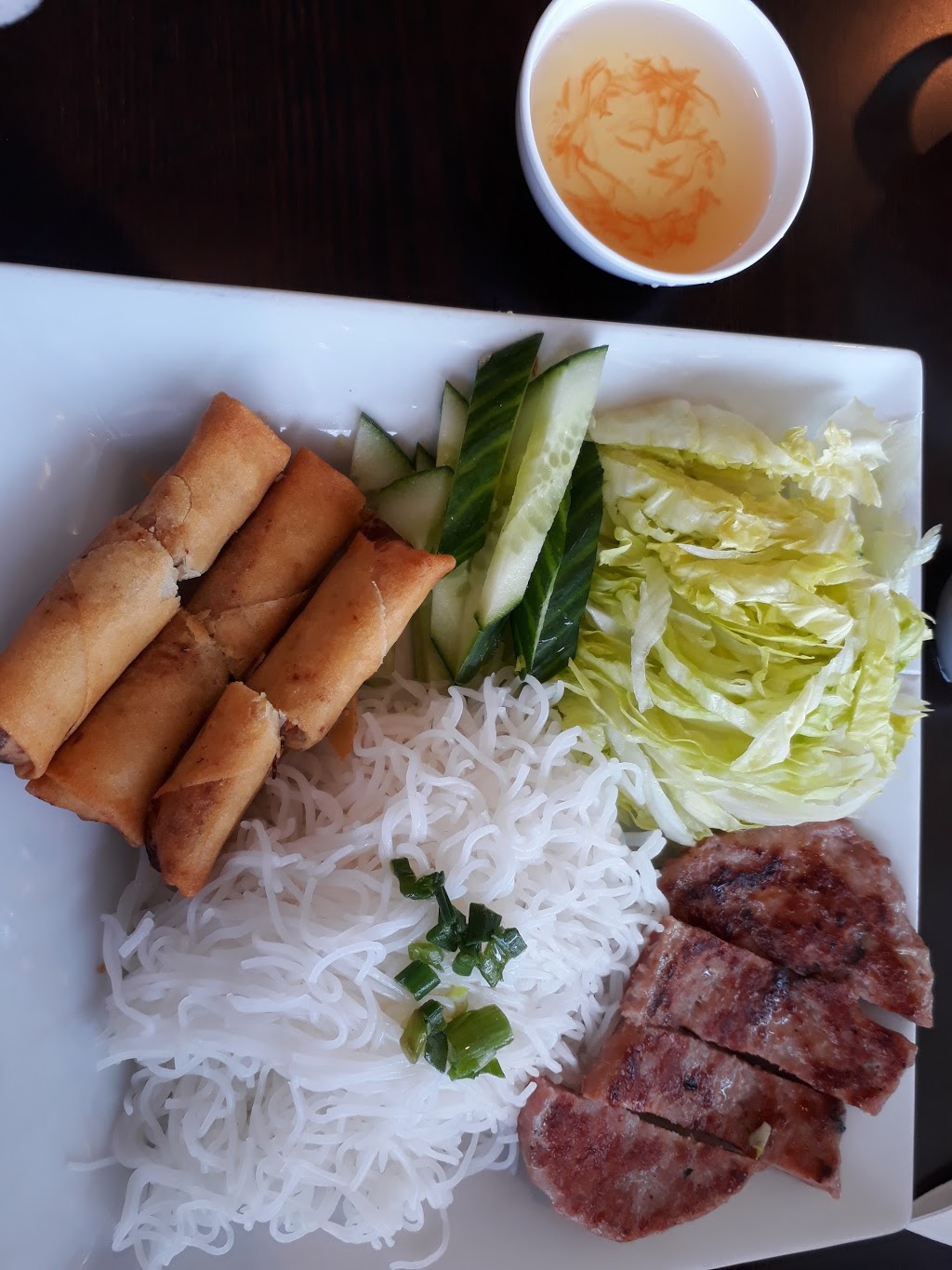 Pho VTa Vietnamese Restaurant | 1601 Bowen Rd #1, Nanaimo, BC V9S 1G6, Canada | Phone: (250) 591-1746