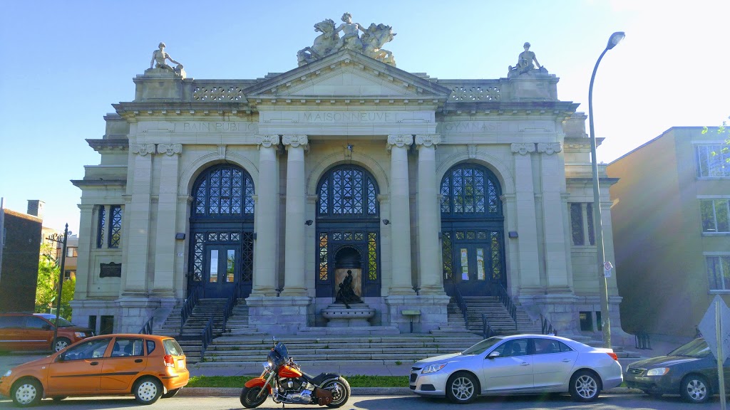 École Chomedey-De Maisonneuve de Malick | 1860 Av Morgan, Montréal, QC H1V 2R2, Canada | Phone: (514) 596-4844