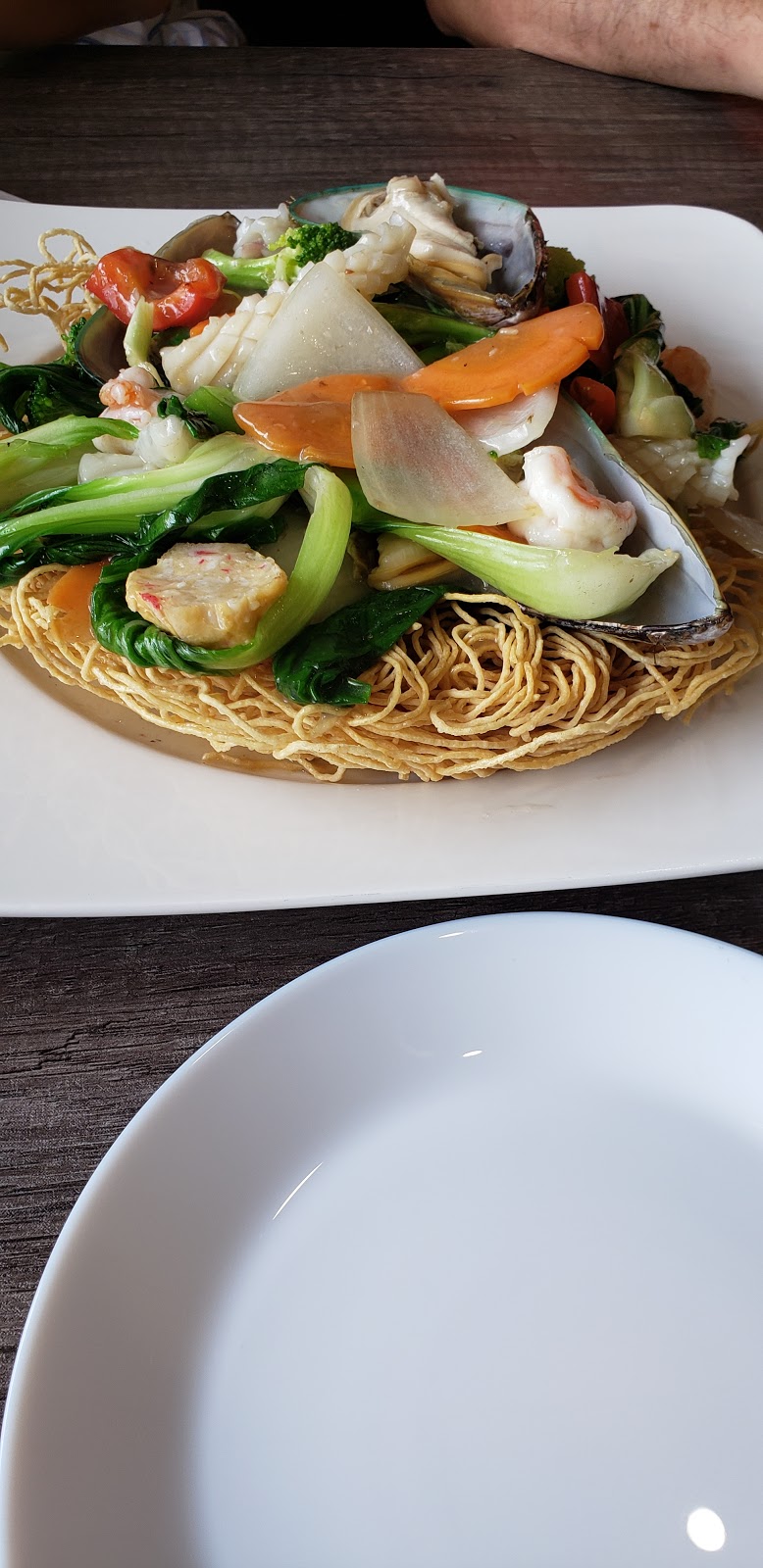 Pho asparagus | 387 Barton St E, Hamilton, ON L8L 2Y2, Canada | Phone: (905) 521-6868