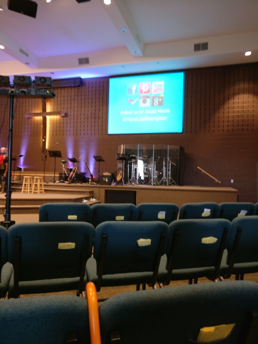 New Life Community Church | 9281 Goreway Dr, Brampton, ON L6P 0N5, Canada | Phone: (905) 790-1084