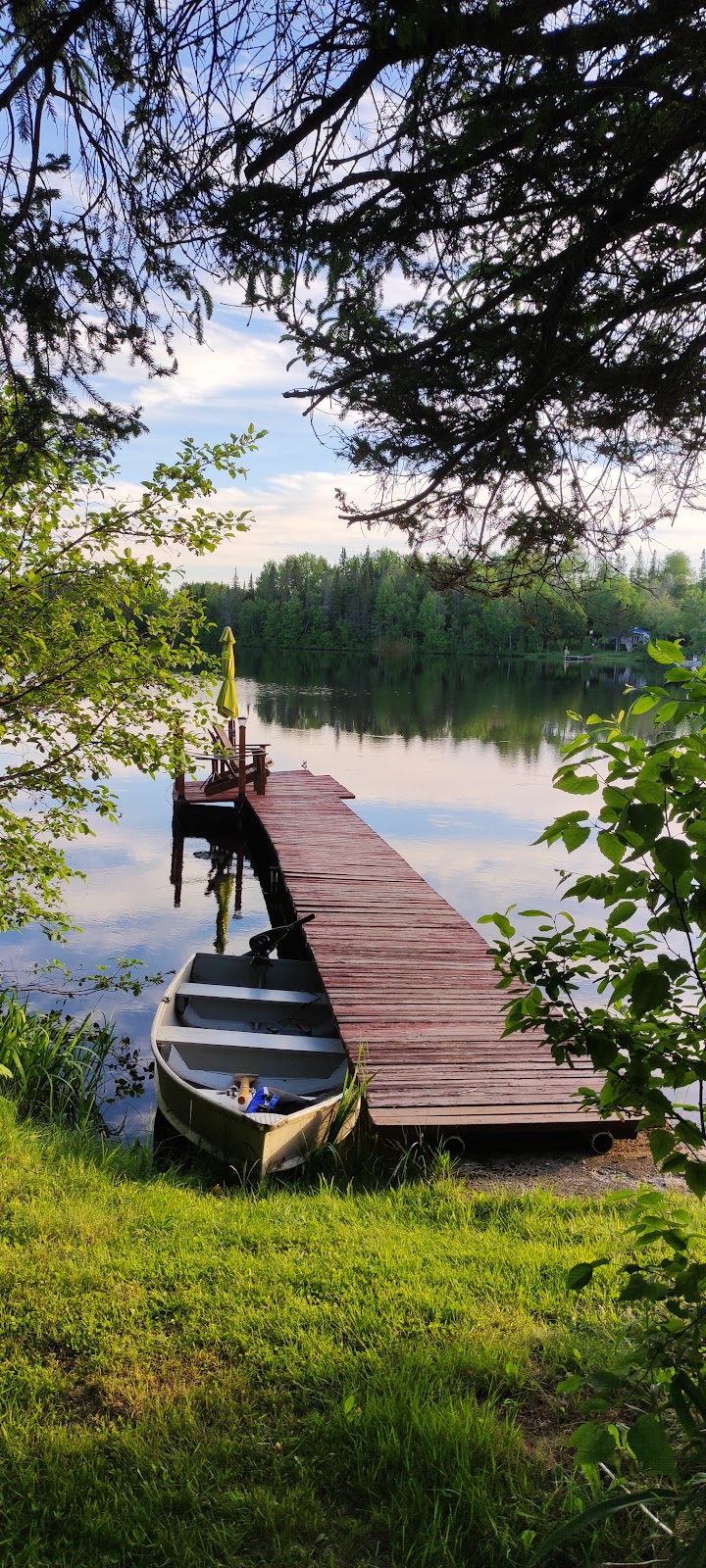 Hébergement Cerfs-Tifié Fermette | Lac Isaïe Saint-Félix-dOtis, Le Fjord-du-Saguenay, QC G0V 1M0, Canada | Phone: (418) 544-5757