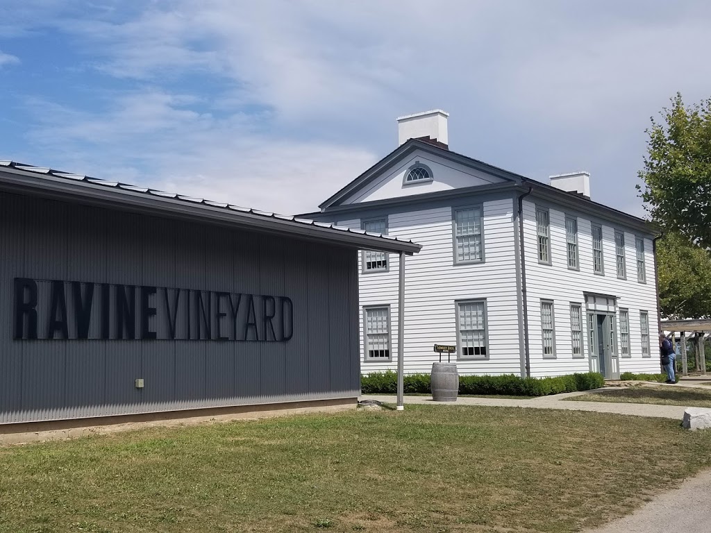 Ravine Vineyard Estate Winery | 1366 York Rd, St. Davids, ON L0S 1P0, Canada | Phone: (905) 262-8463