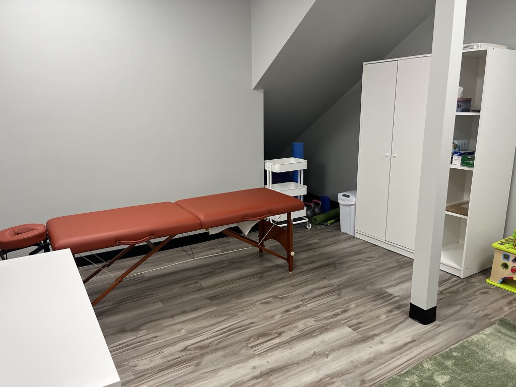 Centered In Health Physiotherapy | 26 Crystal Ridge Dr #106, Okotoks, AB T1S 2C3, Canada | Phone: (587) 575-3899