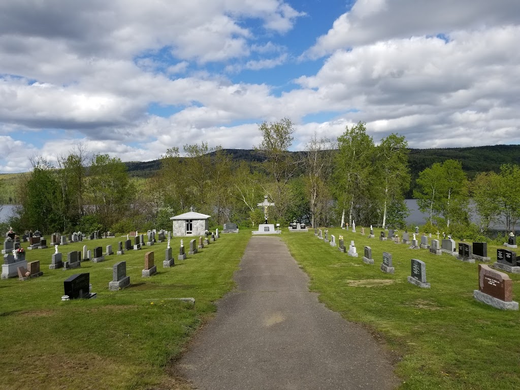 Église Saint-Éleuthère (1910) | 1904 Rue St Vallier, Pohénégamook, QC G0L 1J0, Canada | Phone: (418) 862-2805 ext. 350