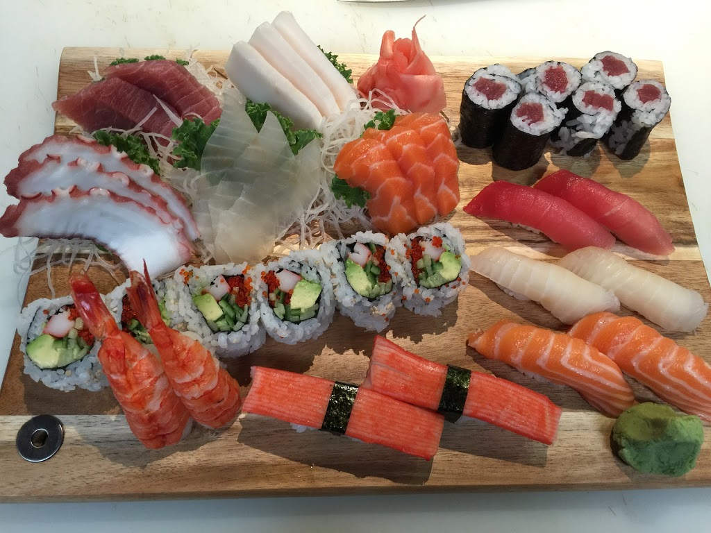 DoubleSushi | 2795 Danforth Ave, Toronto, ON M4C 1M2, Canada | Phone: (416) 698-2168