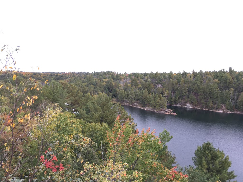 Lake of the Woods Trailhead | Bell Lake Rd, Killarney, ON P0M 2M0, Canada