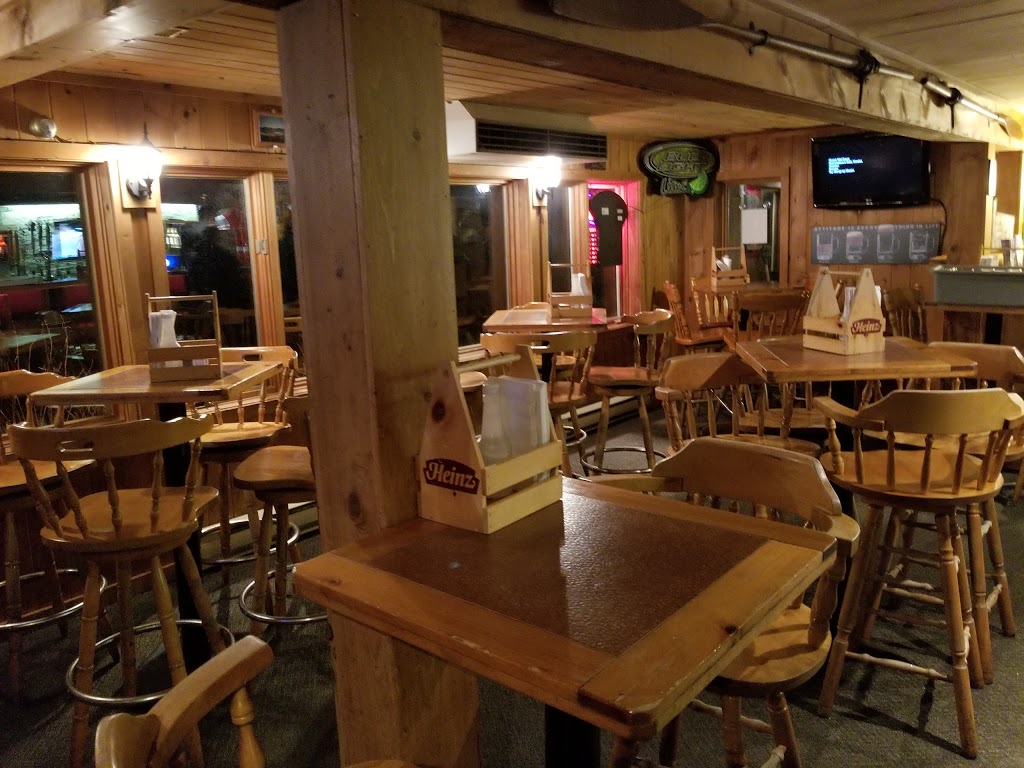 Bass Lake RoadHouse | 4700 Muskoka District Road 169, Foots Bay, ON P0C 1H0, Canada | Phone: (705) 375-5440