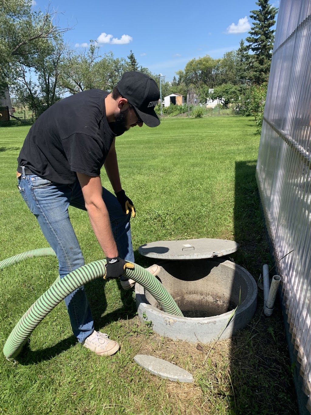 Standstone Waste & Water Services Ltd. | 4304 Industrial Ave, Onoway, AB T0E 1V0, Canada | Phone: (780) 967-2118