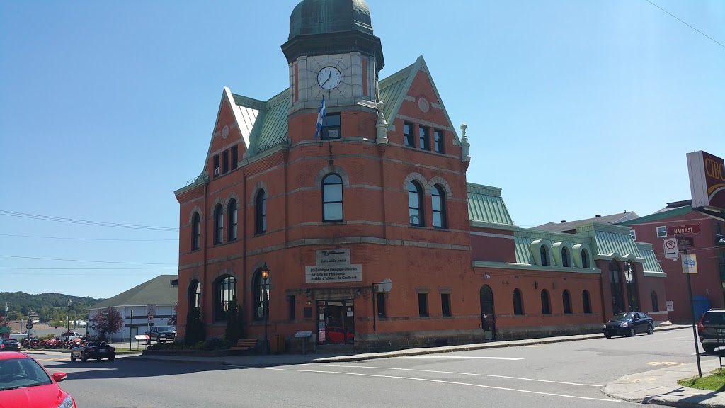 Bibliotheque Françoise-Maurice de Coaticook | 34 Rue Main E, Coaticook, QC J1A 1N2, Canada | Phone: (819) 849-4013