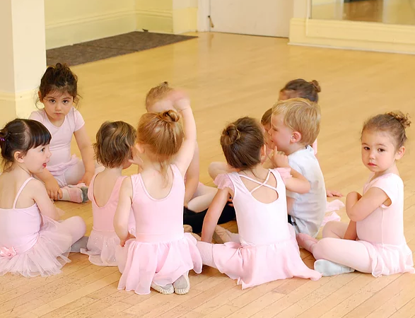 École de Danse Rose Marie Mullen | 581 Rue Principale, Laval, QC H7X 1C7, Canada | Phone: (450) 969-3505