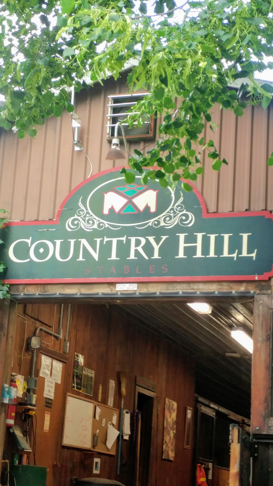 Country Hill Farm | 1380 Concession 3 Rd, Whitchurch-Stouffville, ON L4A 7X4, Canada | Phone: (905) 642-2642