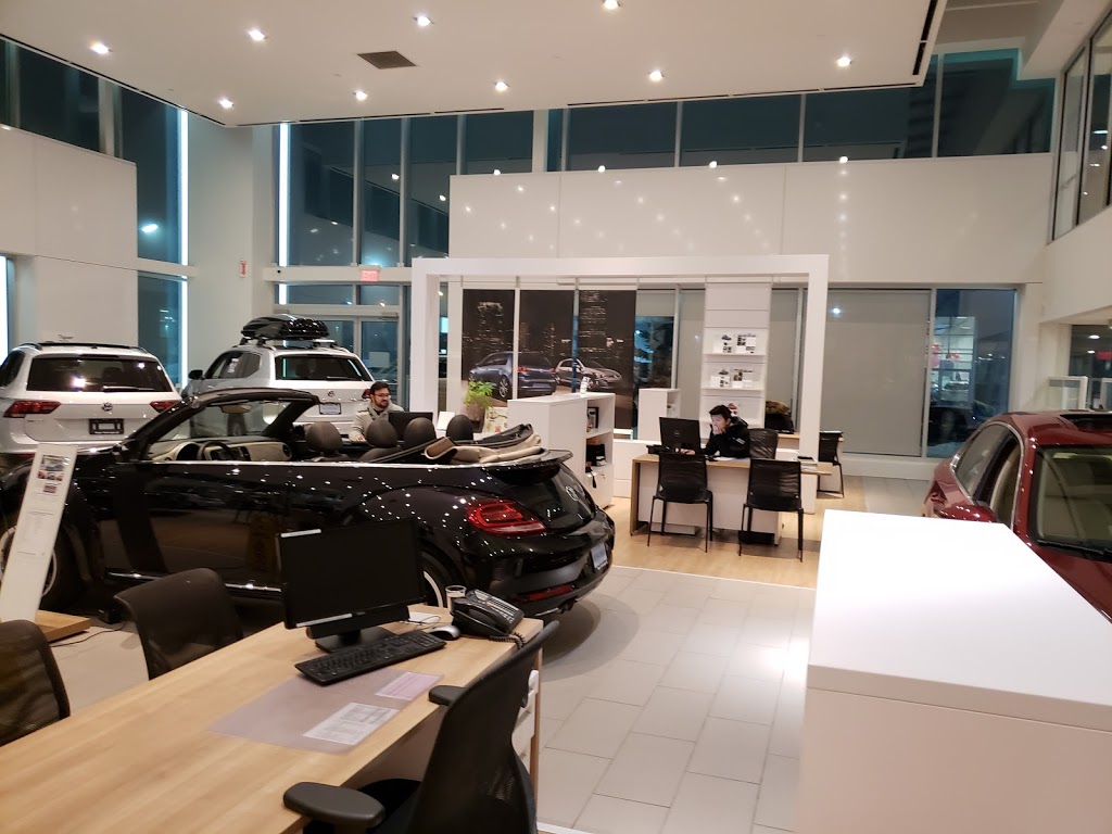 Maple Volkswagen | 260 Sweetriver Blvd, Maple, ON L6A 4A1, Canada | Phone: (905) 832-5711