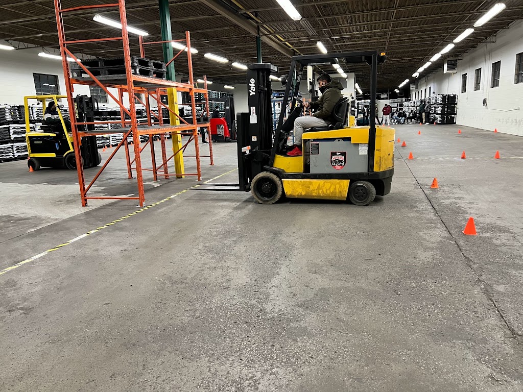 Forklift Training Centre Toronto | 557 Dixon Rd, Etobicoke, ON M9W 1J1, Canada | Phone: (289) 203-5454