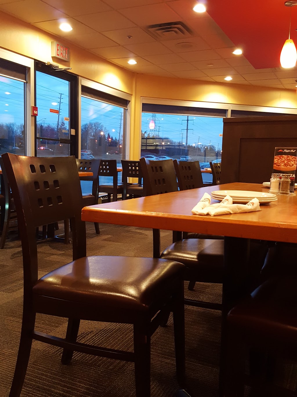 Pizza Hut | 1505 Guelph Line, Burlington, ON L7P 3B6, Canada | Phone: (905) 332-5555