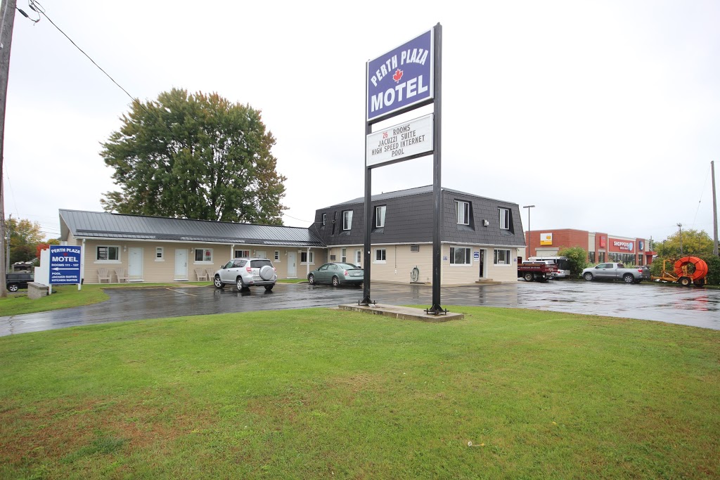 Perth Plaza Motel | 40 Dufferin St, Perth, ON K7H 3A6, Canada | Phone: (613) 264-1022