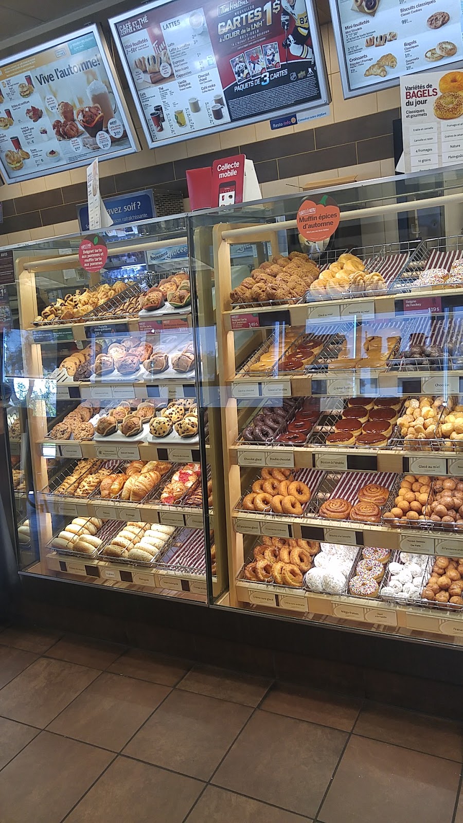 Tim Hortons | 14365 Boul de Pierrefonds, Pierrefonds, QC H9H 1Z2, Canada | Phone: (514) 696-9222