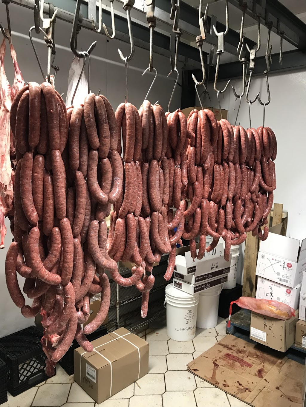 MARIOS MEATS & specialty shop | 3650 Langstaff Rd, Woodbridge, ON L4L 9A8, Canada | Phone: (905) 265-1616