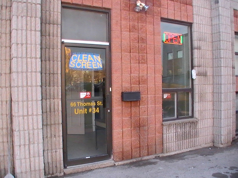 Clean Screen Auto Glass | 66 Thomas St #34, Mississauga, ON L5M 2P3, Canada | Phone: (416) 834-1672