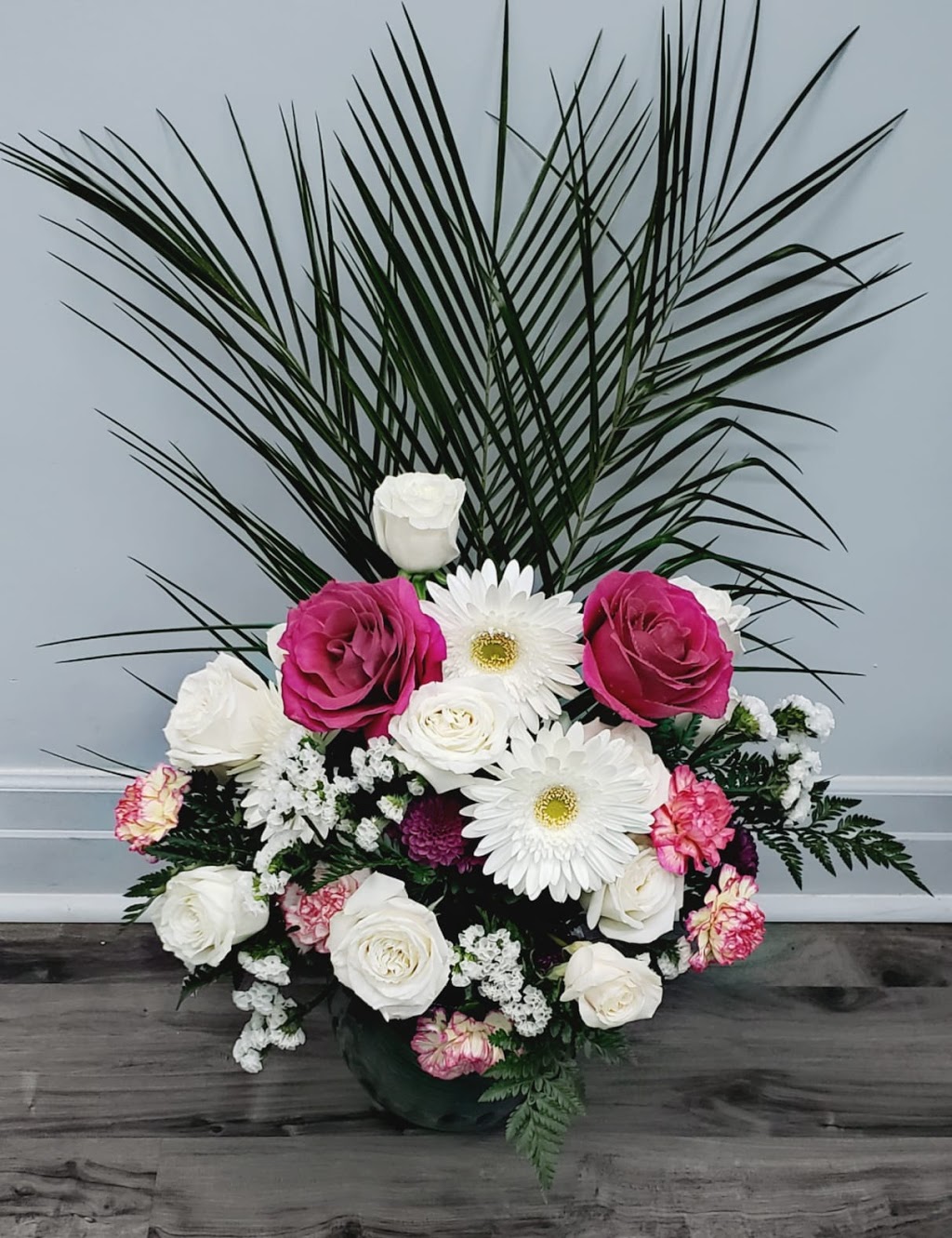 Sunshine Florist | 9441 Jane St Unit 112, Maple, ON L6A 4H8, Canada | Phone: (905) 553-0777