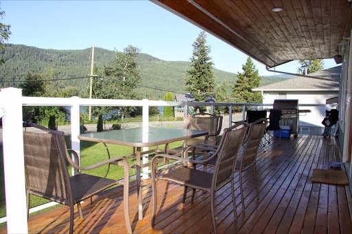 Blind Bay Vacation Rental | 2968 Birch Ln, Blind Bay, BC V0E 1H1, Canada | Phone: (250) 217-1391