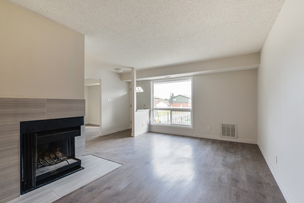 Garden Oaks | 2803 79 St NW, Edmonton, AB T6K 3Z7, Canada | Phone: (780) 414-6617