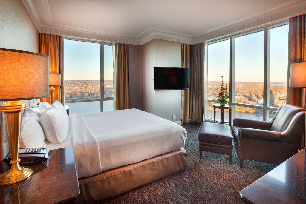 Hilton Lac-Leamy | 3 Boulevard du Casino, Gatineau, QC J8Y 6X4, Canada | Phone: (819) 790-6444