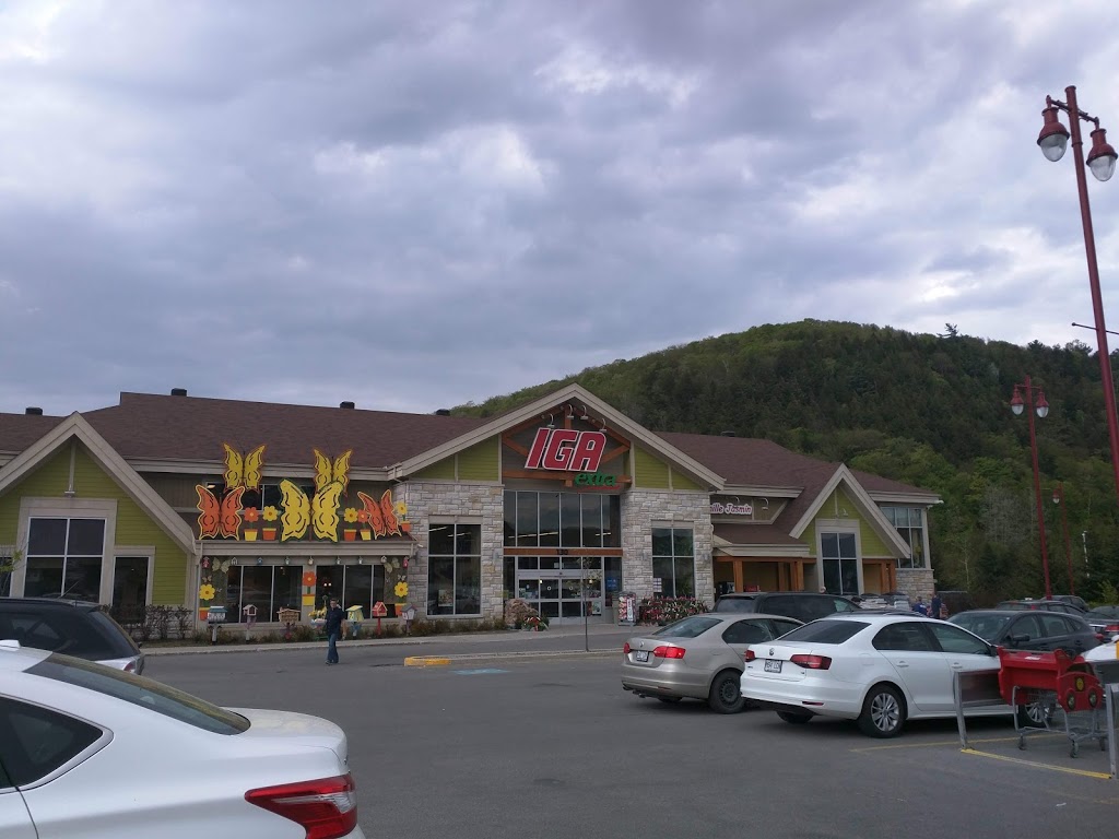 IGA extra Famille Jasmin | 130 Chemin du Lac-Millette, Saint-Sauveur, QC J0R 1R6, Canada | Phone: (450) 227-2141