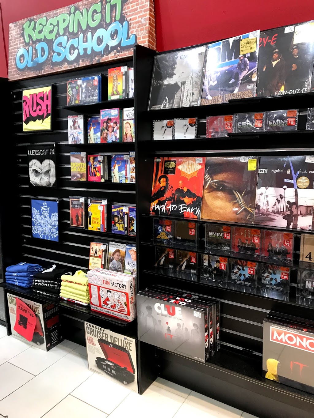 Sunrise Records | Scarborough Town Centre, 300 Borough Dr, Scarborough, ON M1P 4P5, Canada | Phone: (416) 290-5841