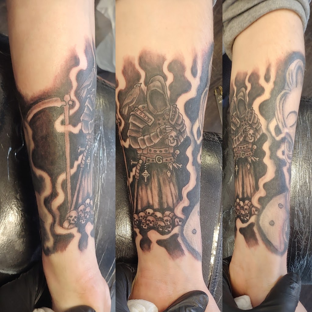 Black Hearts Custom Tattoos | 227 Erie St, Stratford, ON N5A 2M9, Canada | Phone: (519) 949-3390