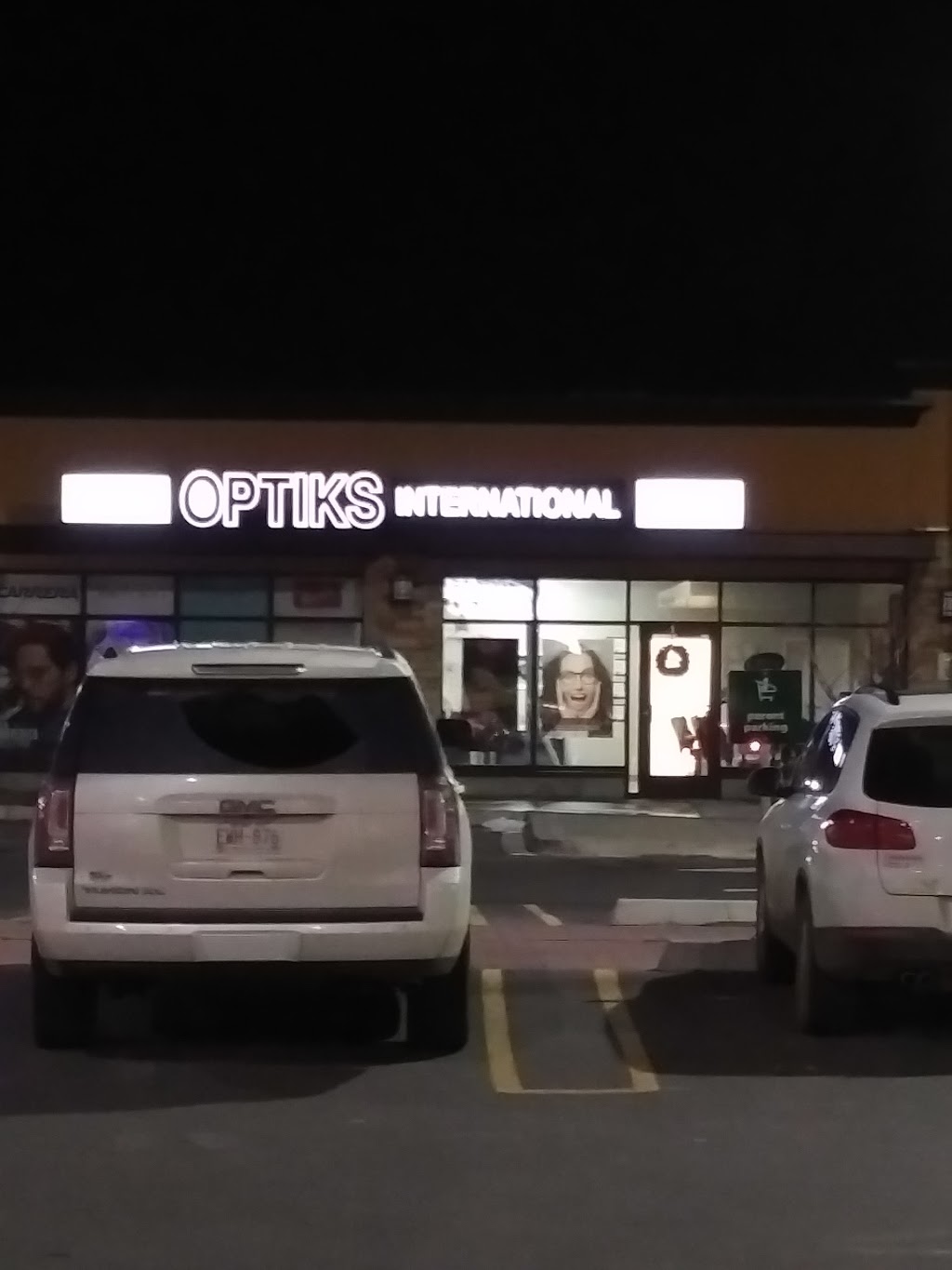 Optiks International - Lethbridge - Highlands Boulevard | 405 Highlands Blvd W #1, Lethbridge, AB T1J 5E8, Canada | Phone: (403) 380-3374