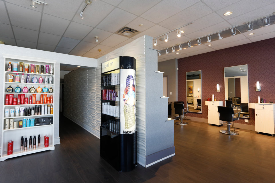 Venus Victoria Salon & Spa | 717 The Queensway, Etobicoke, ON M8Y 1L4, Canada | Phone: (416) 251-6778