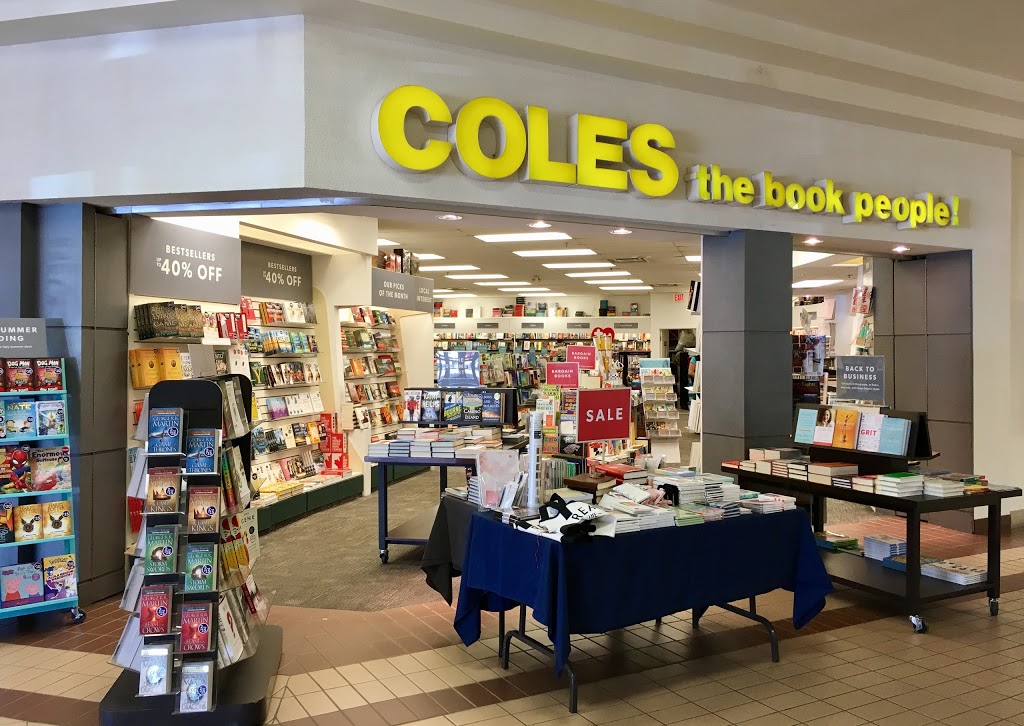 Coles - Huntsville Place Mall | 70 King William St #29, Huntsville, ON P1H 2A5, Canada | Phone: (705) 789-4136