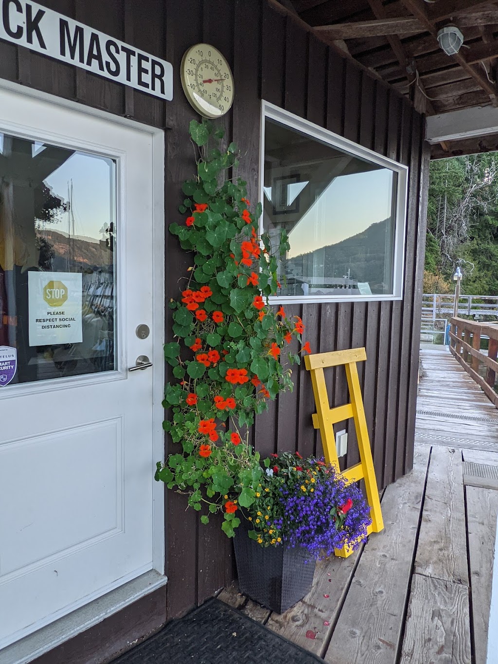 Maple Bay Yacht Club | 6337 Genoa Bay Rd, Duncan, BC V9L 5Y4, Canada | Phone: (250) 746-4521