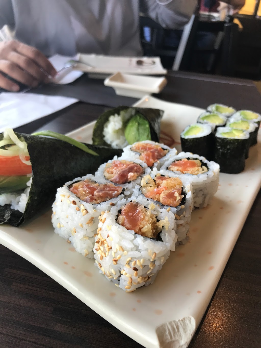 Sushi Mountain | 1540 Dundas St E, Whitby, ON L1N 2K7, Canada | Phone: (905) 665-6638