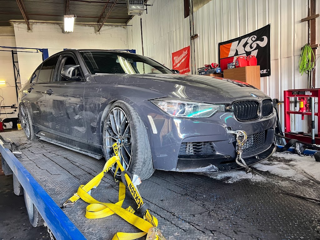 Sr Auto Shop | 1302 Av. Léo-Lacombe, Laval, QC H7N 3Y6, Canada | Phone: (514) 249-2497