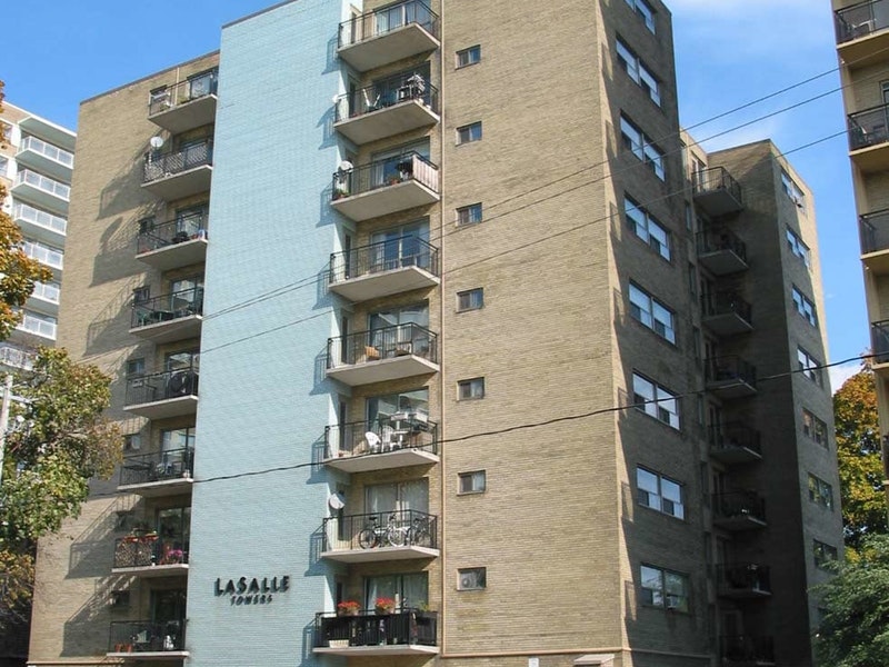 La Salle Towers Rental Apartments | 135 Lawton Blvd, Toronto, ON M4V 1Z6, Canada | Phone: (416) 481-5222