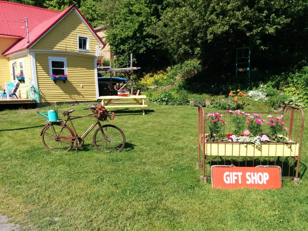 Lighthouse Visitor Information Centre | Big Salmon River Rd, St. Martins, NB E5R, Canada | Phone: (506) 833-2006