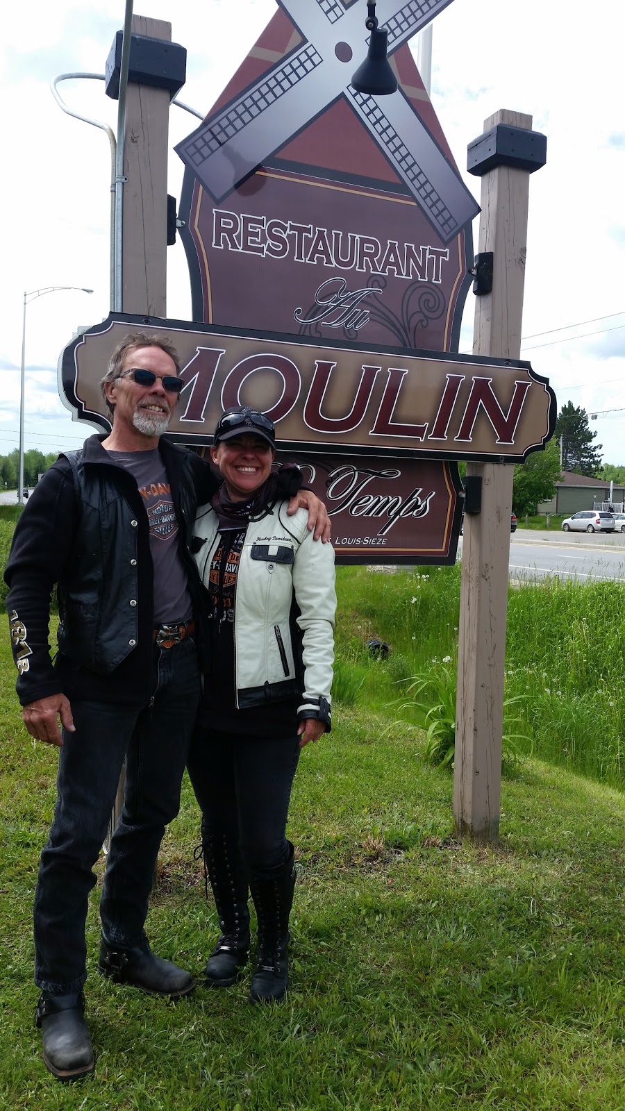 Au Moulin Du Temps | 519 QC-323, Namur, QC J0V 1N0, Canada | Phone: (819) 426-3300