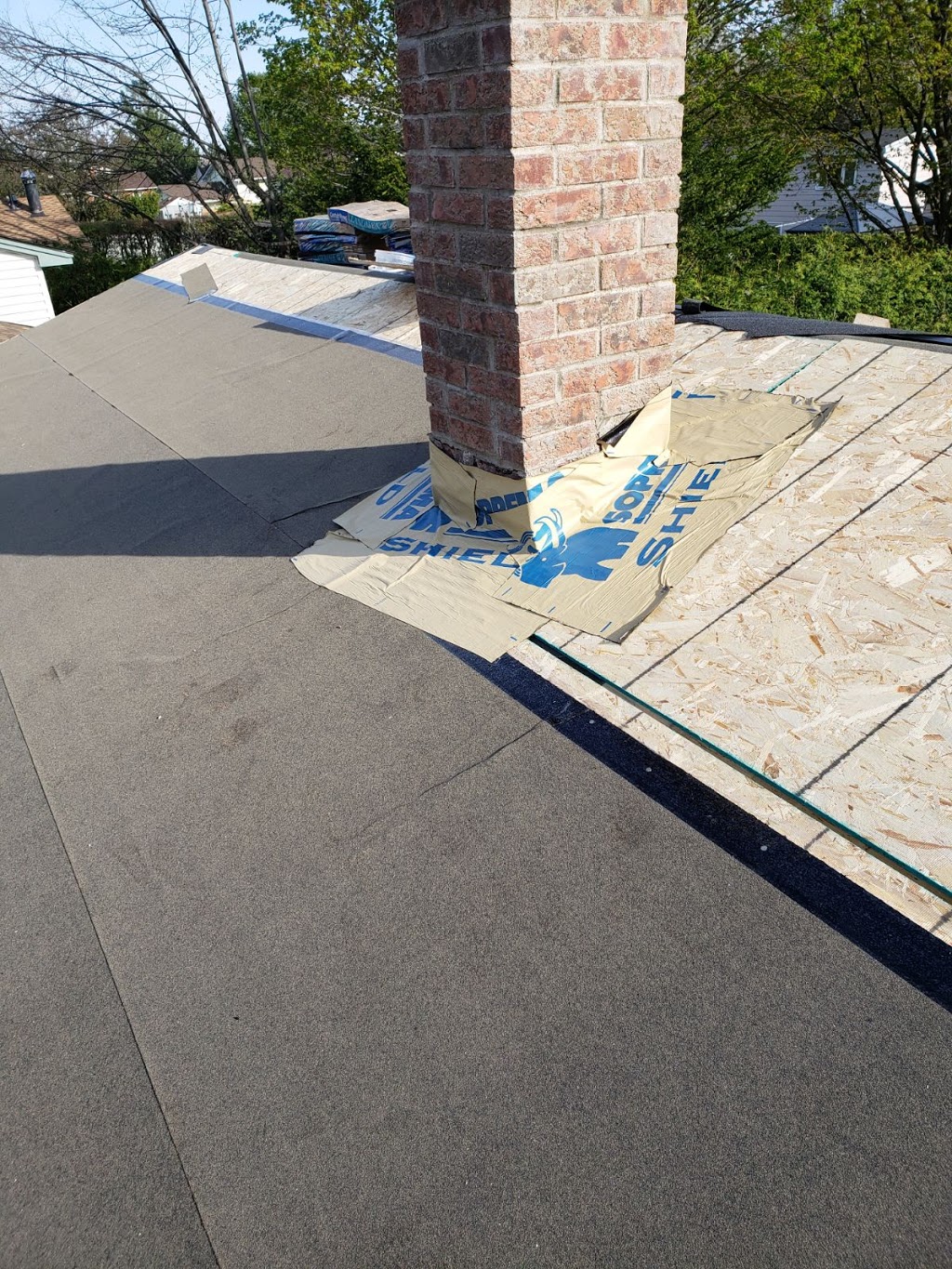 Algonquin Roofing and Reno | 2061-A Baseline Rd, Ottawa, ON K2C 0C8, Canada | Phone: (613) 698-9846