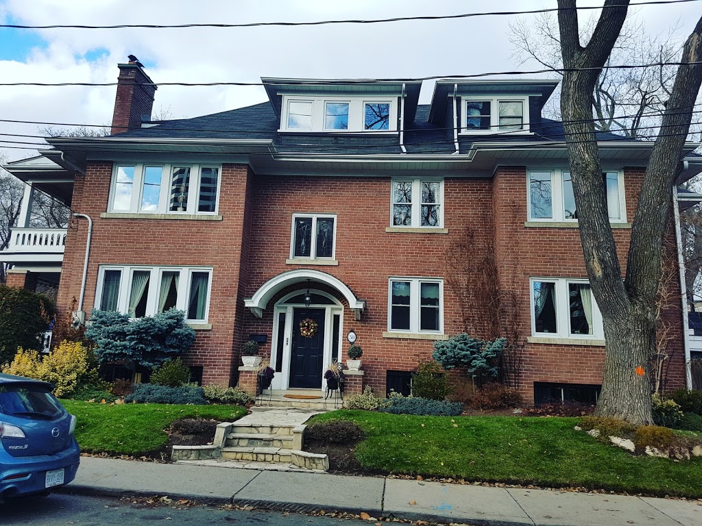 Leaside Window & Eaves Cleaning | 20 Burkebrook Pl, East York, ON M4G 0A1, Canada | Phone: (416) 660-6727