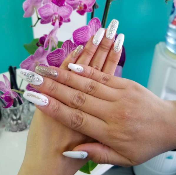 Haven Nails & Spa | 6544 Hastings St, Burnaby, BC V5B 1S2, Canada | Phone: (604) 428-8038