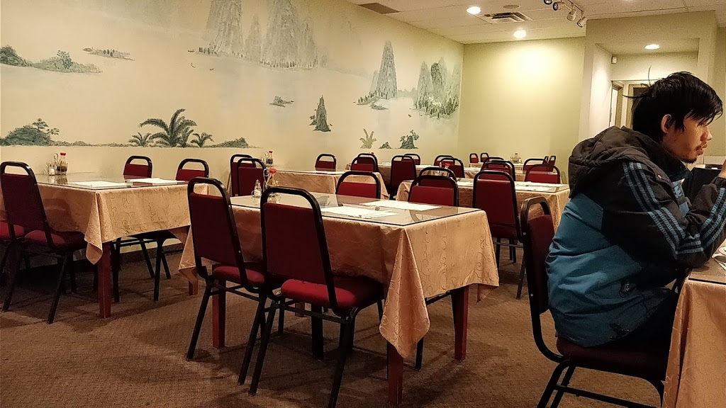 Hsieh Family Restaurant | 230 Dalhousie Dr, Winnipeg, MB R3T 2Z1, Canada | Phone: (204) 275-8215