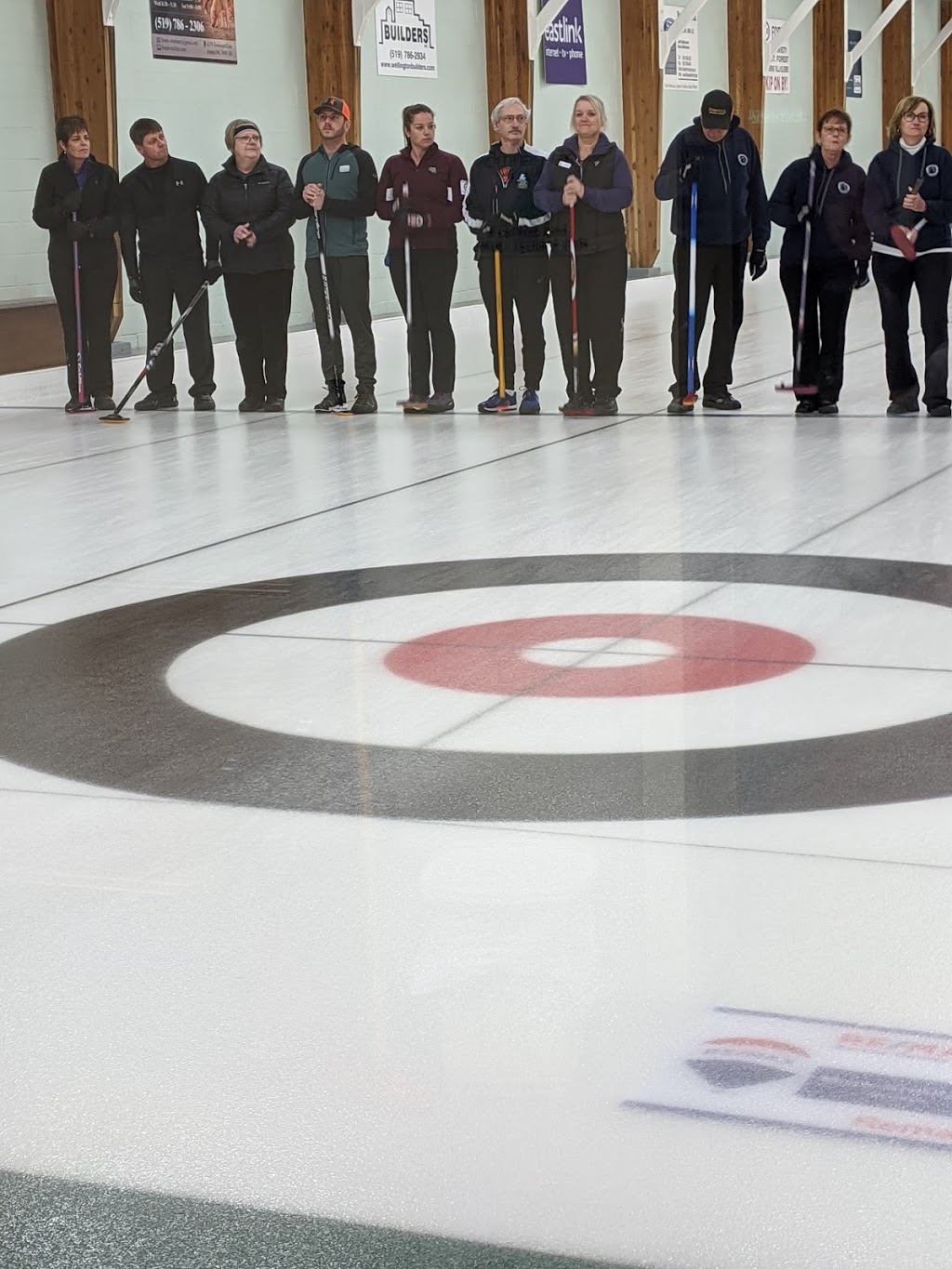 Forest Curling Club | 6276 Townsend Line, Forest, ON N0N 1J0, Canada | Phone: (519) 786-2736