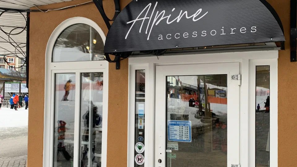 Alpine | 119 Chem. de Kandahar, Mont-Tremblant, QC J8E 1E2, Canada | Phone: (819) 681-2000 ext. 46529